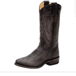 Frye women's pull on boots size 8.5.